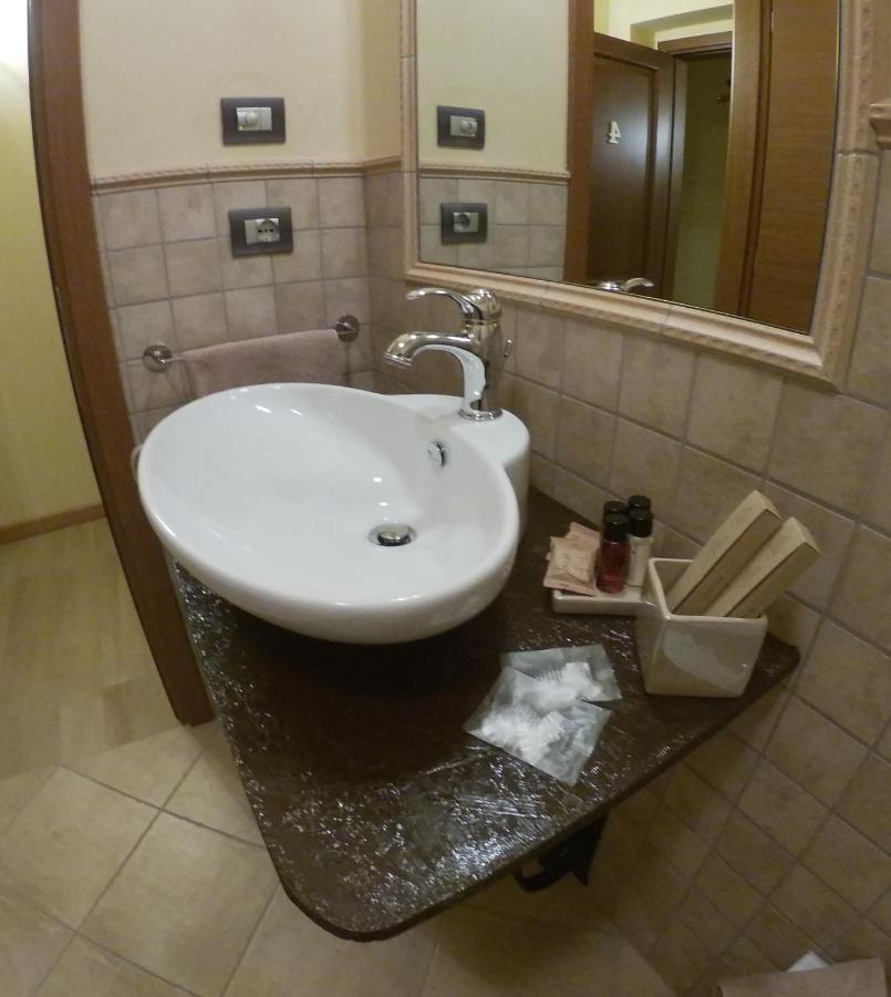 Agriturismo Locanda Dei Cacciatori โดลญานี ภายนอก รูปภาพ