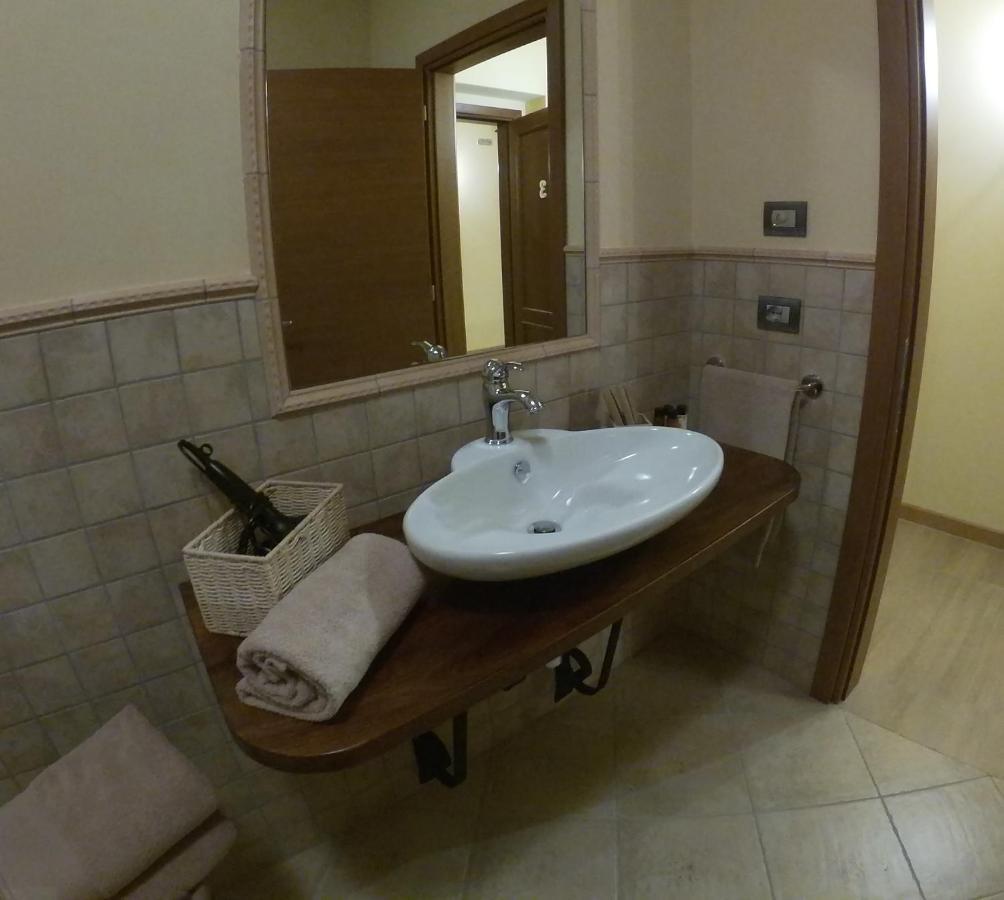 Agriturismo Locanda Dei Cacciatori โดลญานี ภายนอก รูปภาพ